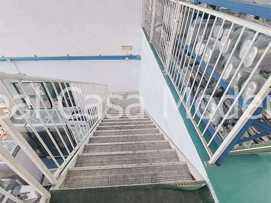 Immagine 25 di Capannone industriale in vendita  in Via Zanfi a Modena