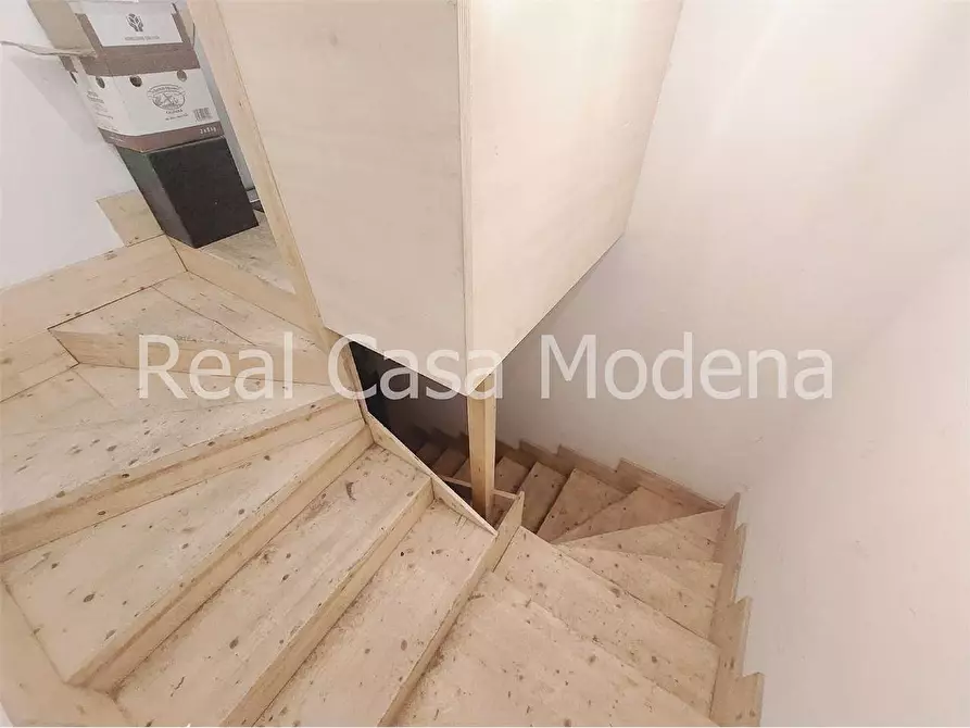 Immagine 26 di Capannone industriale in vendita  in Via Zanfi a Modena