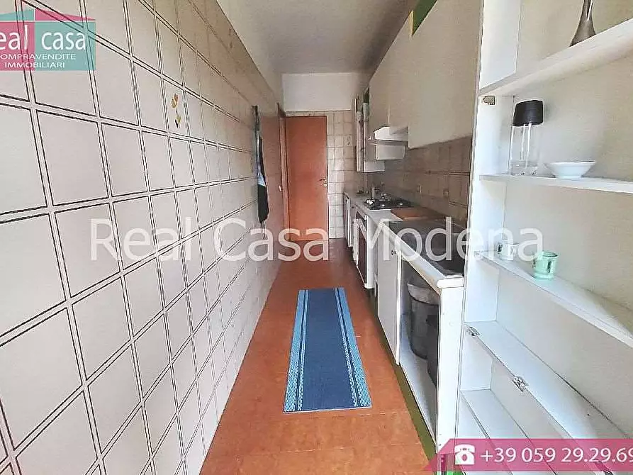 Immagine 3 di Appartamento in vendita  in Via Baccelli a Modena