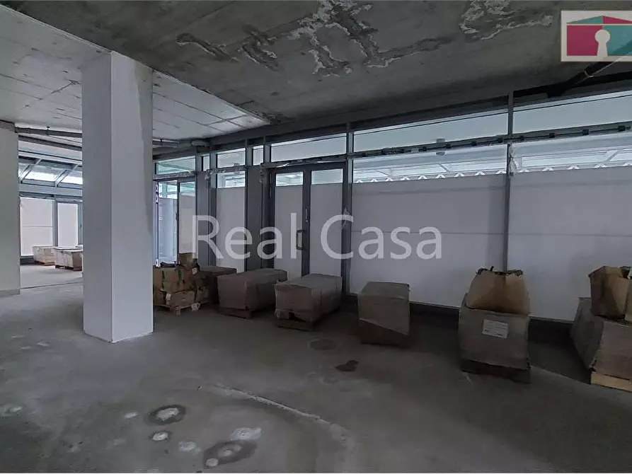 Immagine 3 di Ufficio in affitto  a Modena