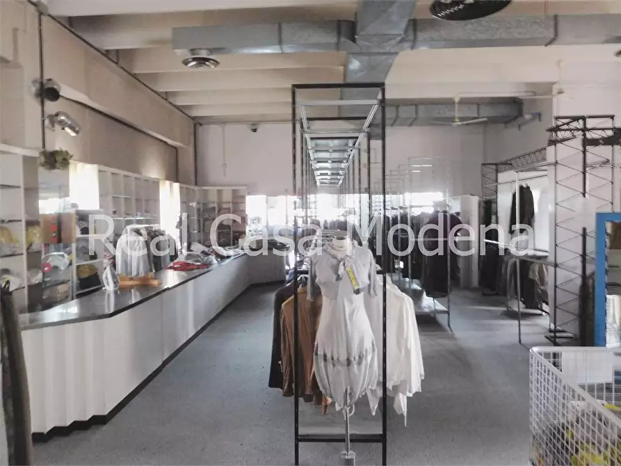 Immagine 6 di Capannone industriale in vendita  a Formigine