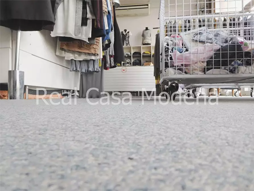 Immagine 12 di Capannone industriale in vendita  a Formigine