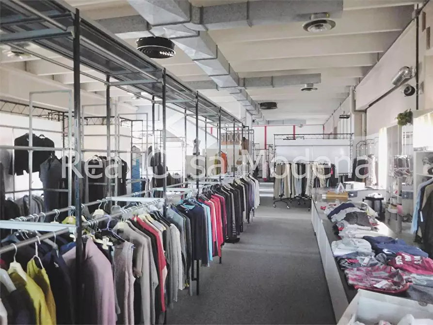 Immagine 13 di Capannone industriale in vendita  a Formigine