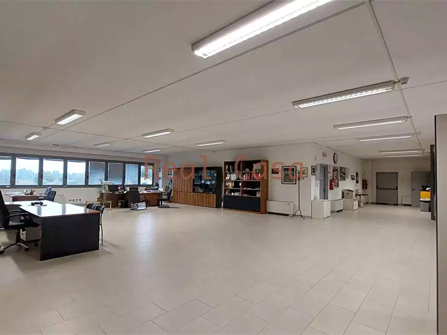 Immagine 13 di Capannone industriale in vendita  a Modena