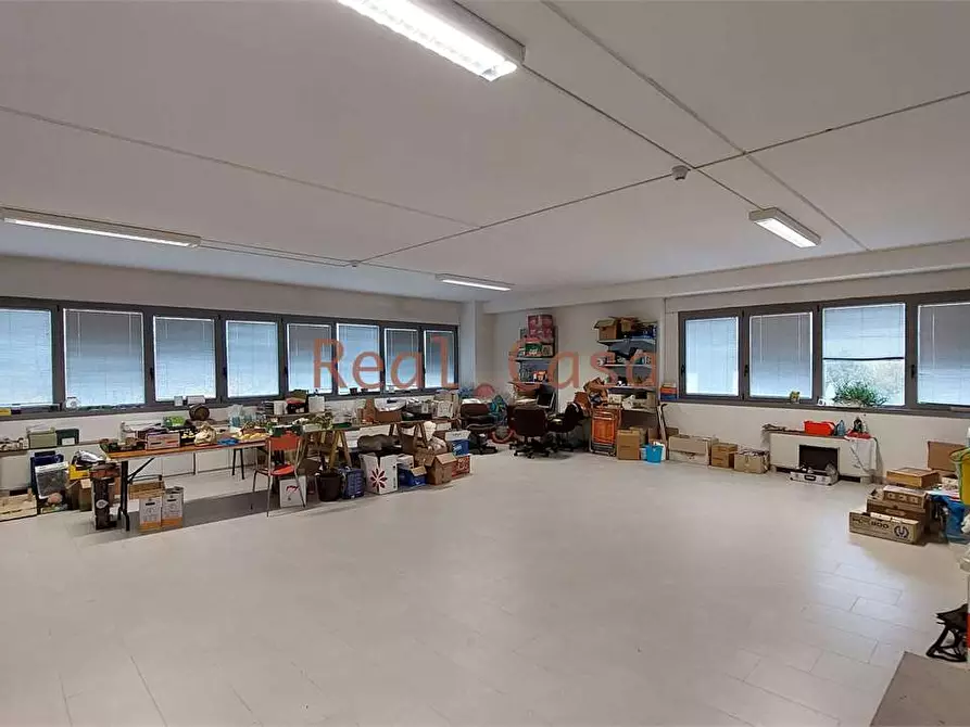 Immagine 18 di Capannone industriale in vendita  a Modena