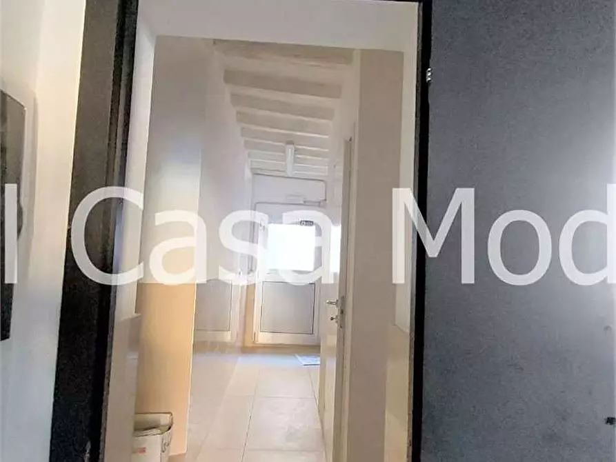 Immagine 20 di Negozio in vendita  in Via Vignolese  460 a Modena