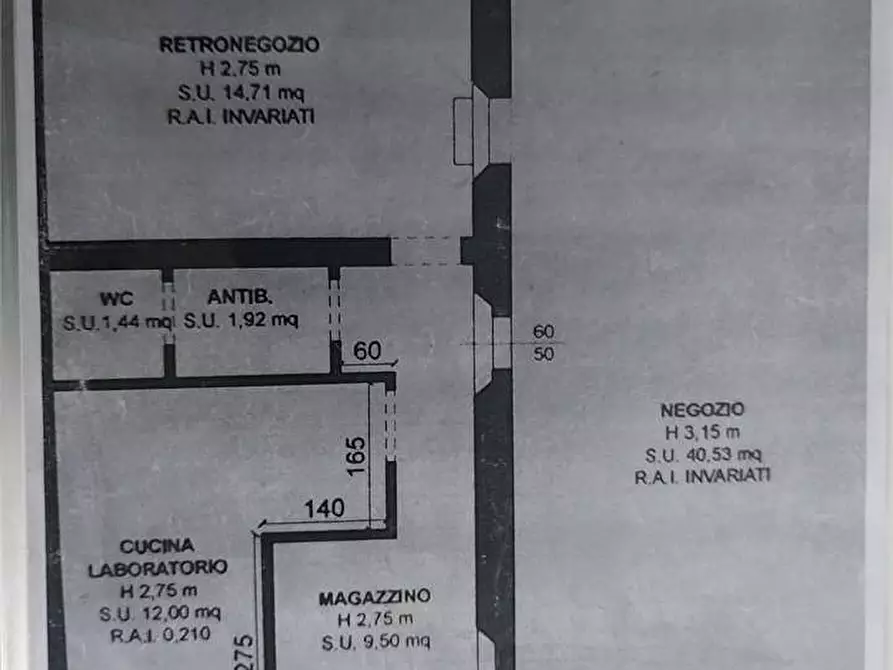 Immagine 26 di Negozio in vendita  in Via Vignolese  460 a Modena