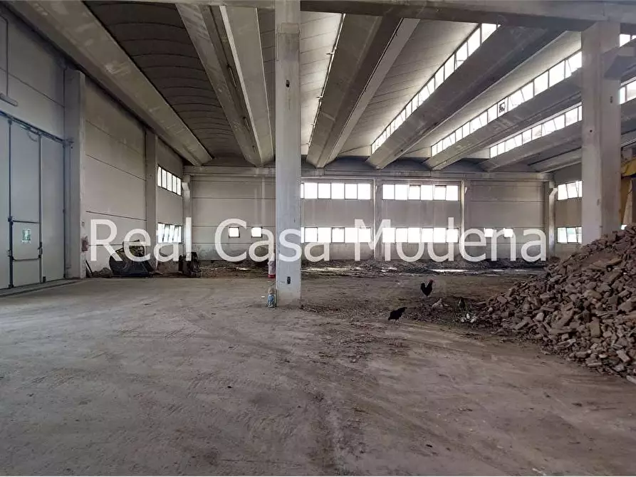 Immagine 8 di Capannone industriale in vendita  a Modena