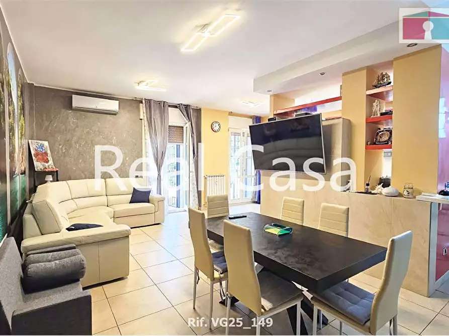 Immagine 1 di Appartamento in vendita  in viale gramsci a Modena