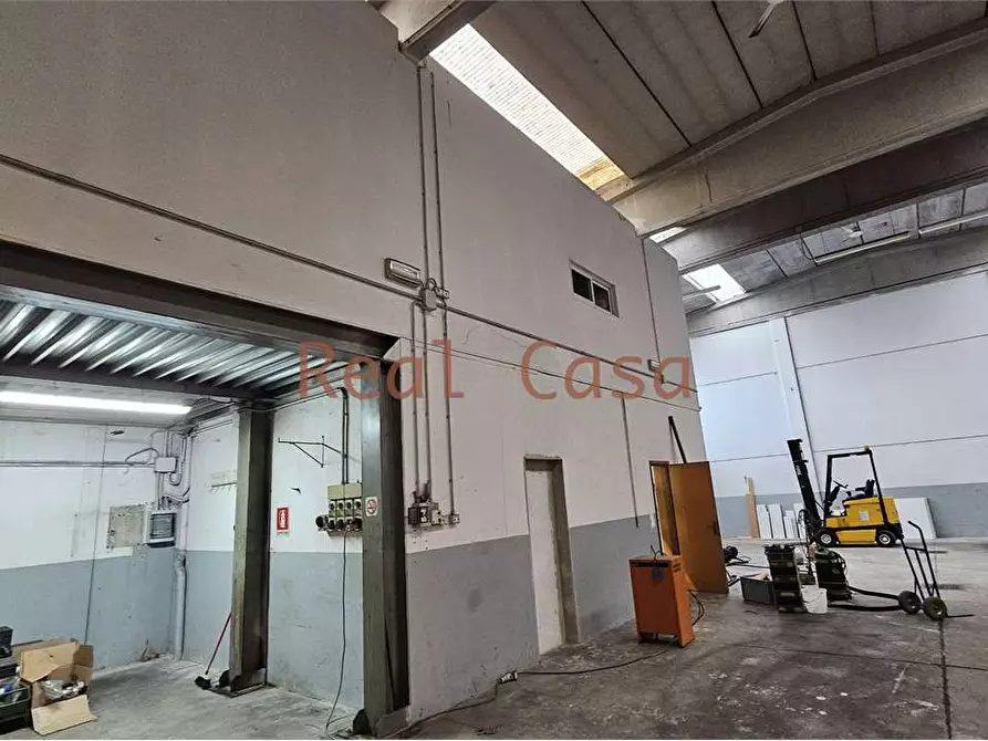 Immagine 2 di Capannone industriale in vendita  in Via Allende a Modena