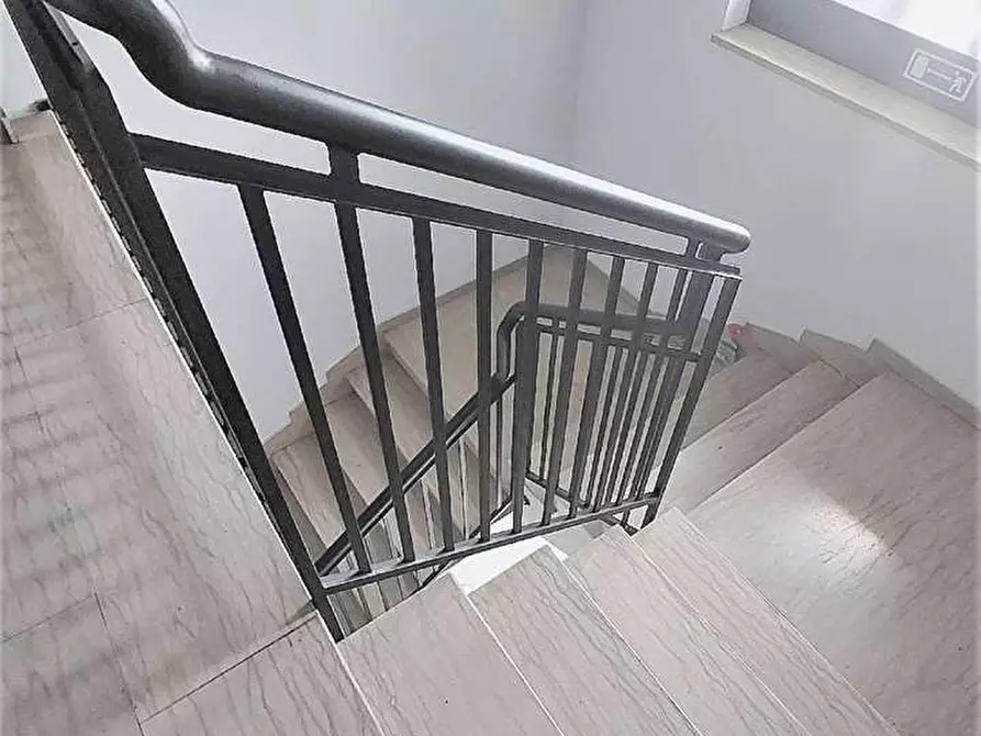 Immagine 24 di Ufficio in vendita  in Via Emilia Ovest  a Modena