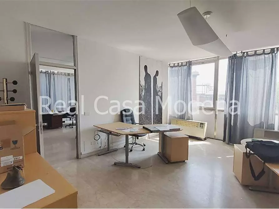 Immagine 4 di Ufficio in vendita  in Via Cagliostro  a Modena