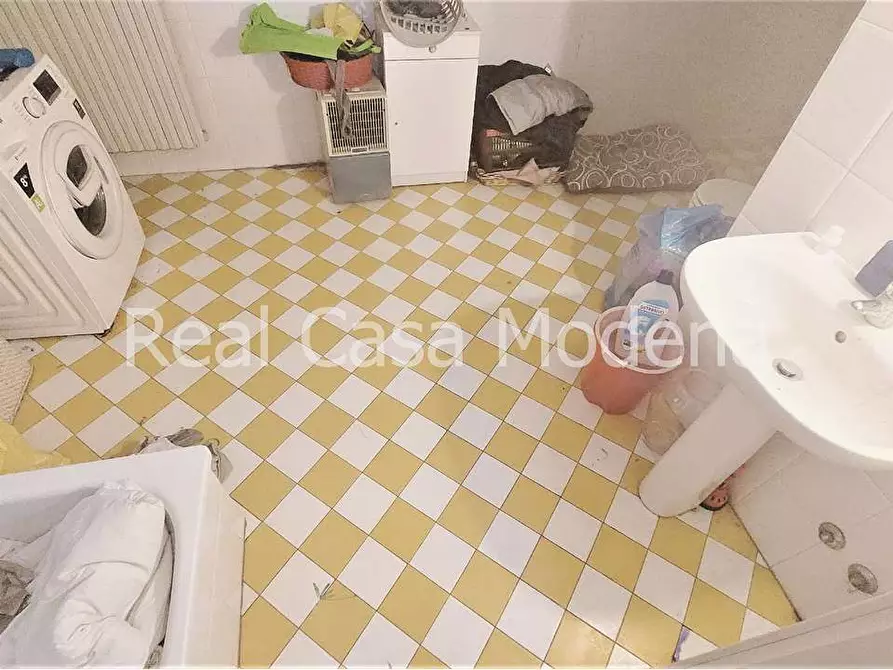 Immagine 28 di Villetta a schiera in vendita  in Via Euclide a Modena