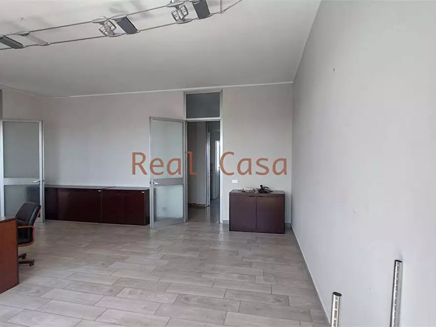 Immagine 21 di Laboratorio in affitto  in Via Salgari a Modena