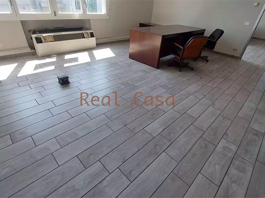 Immagine 22 di Laboratorio in affitto  in Via Salgari a Modena