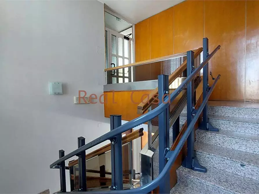 Immagine 29 di Laboratorio in affitto  in Via Salgari a Modena