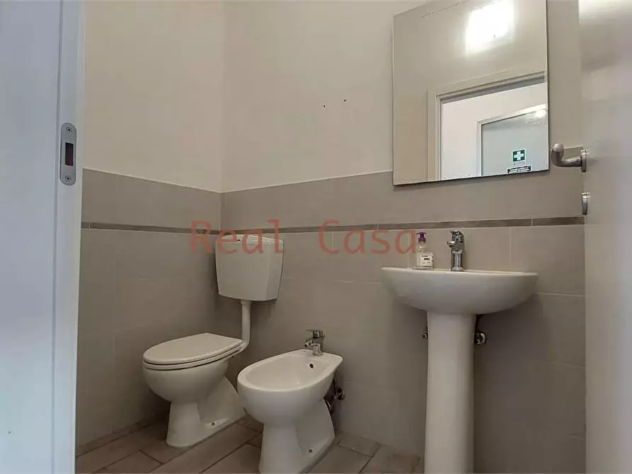 Immagine 18 di Laboratorio in affitto  in Via Salgari a Modena