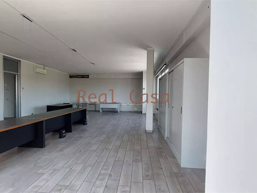 Immagine 5 di Laboratorio in affitto  in Via Salgari a Modena