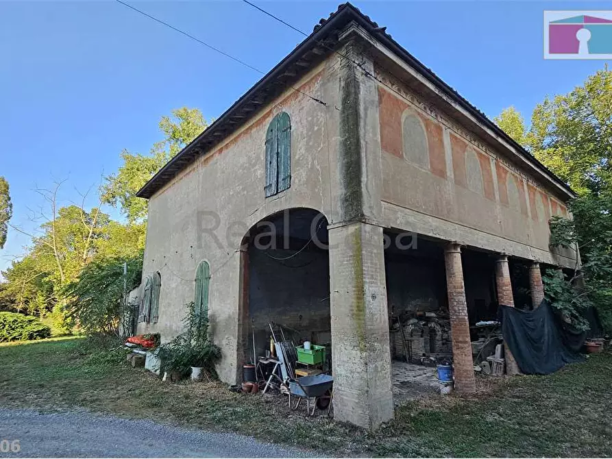 Immagine 1 di Rustico / casale in vendita  a Modena