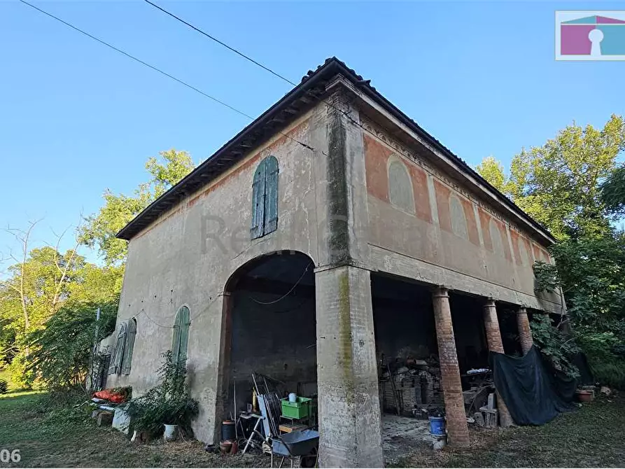 Immagine 4 di Rustico / casale in vendita  a Modena