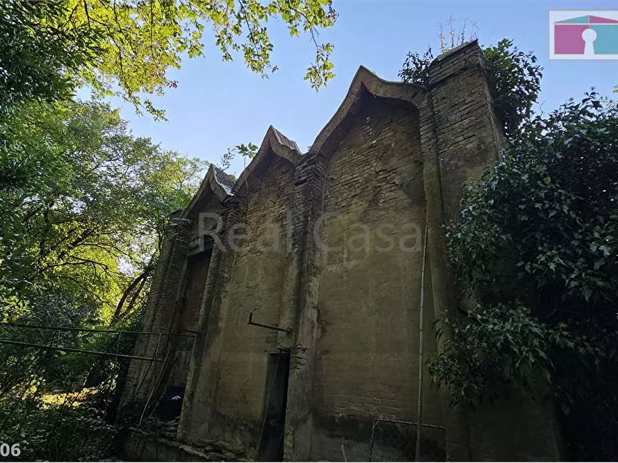 Immagine 9 di Rustico / casale in vendita  a Modena