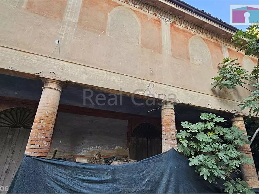 Immagine 12 di Rustico / casale in vendita  a Modena