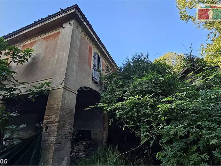 Immagine 13 di Rustico / casale in vendita  a Modena