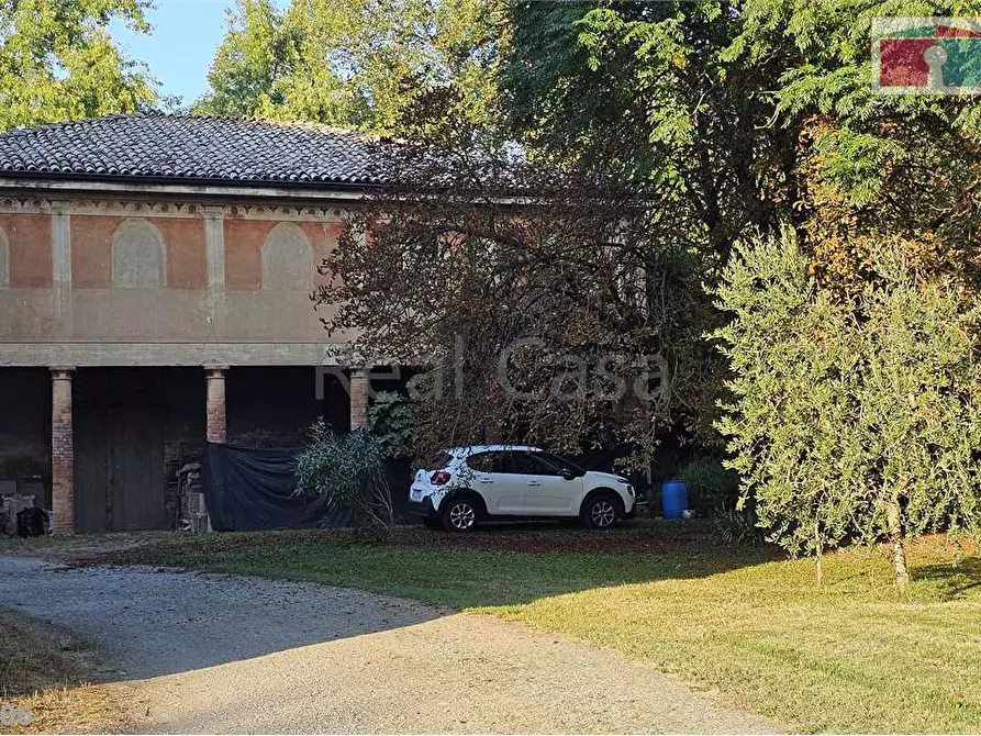 Immagine 19 di Rustico / casale in vendita  a Modena