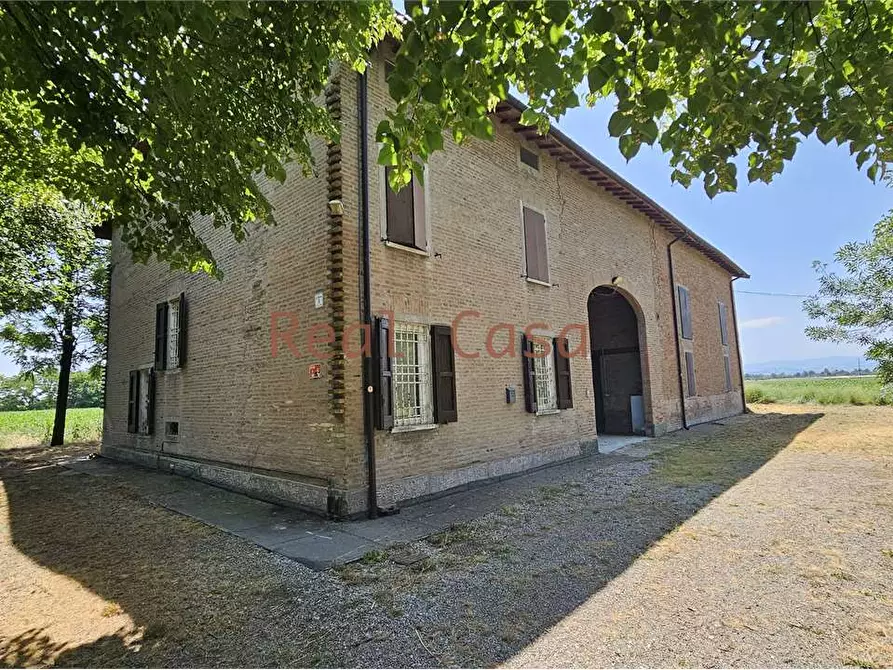 Immagine 5 di Rustico / casale in vendita  in Stradello degli Orsi a Modena