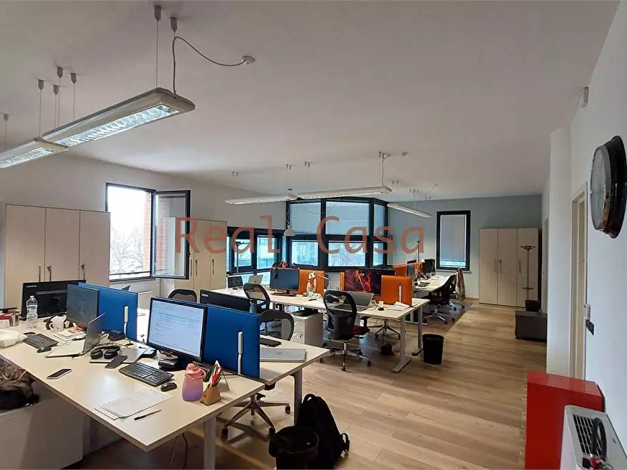 Immagine 3 di Ufficio in vendita  in Via Malavolti  a Modena