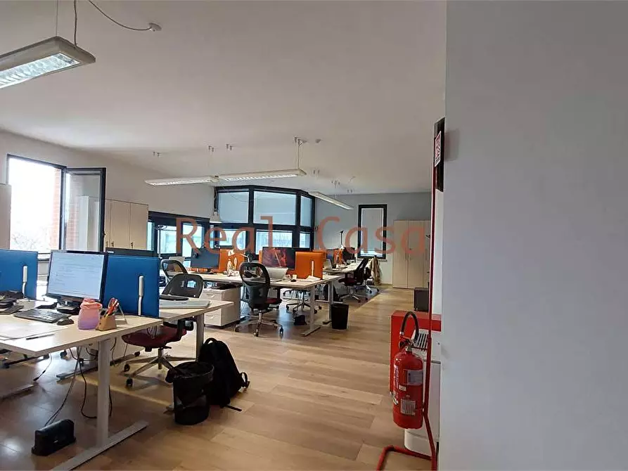 Immagine 2 di Ufficio in vendita  in Via Malavolti  a Modena