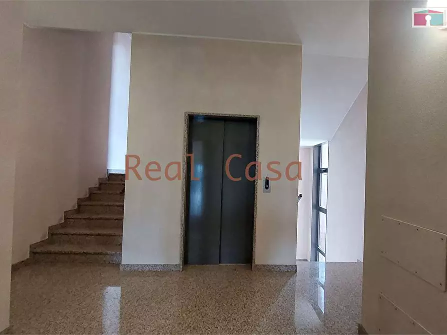 Immagine 28 di Ufficio in vendita  in Via Malavolti  a Modena