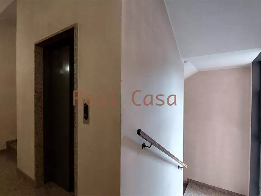 Immagine 29 di Ufficio in vendita  in Via Malavolti  a Modena