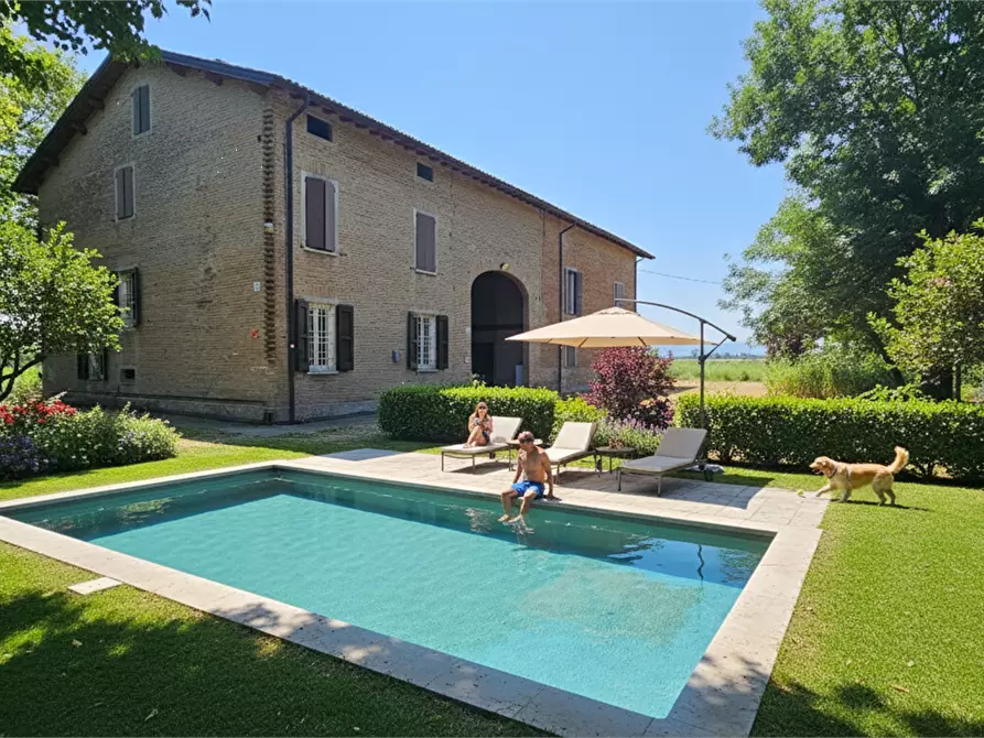 Immagine 1 di Rustico / casale in vendita  in Stradello degli Orsi a Modena