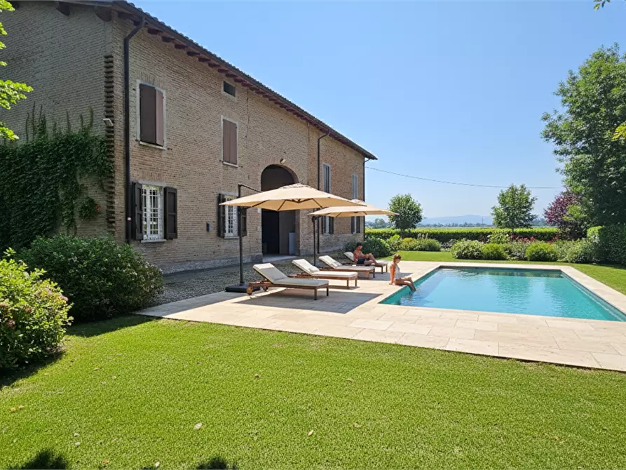 Immagine 3 di Rustico / casale in vendita  in Stradello degli Orsi a Modena