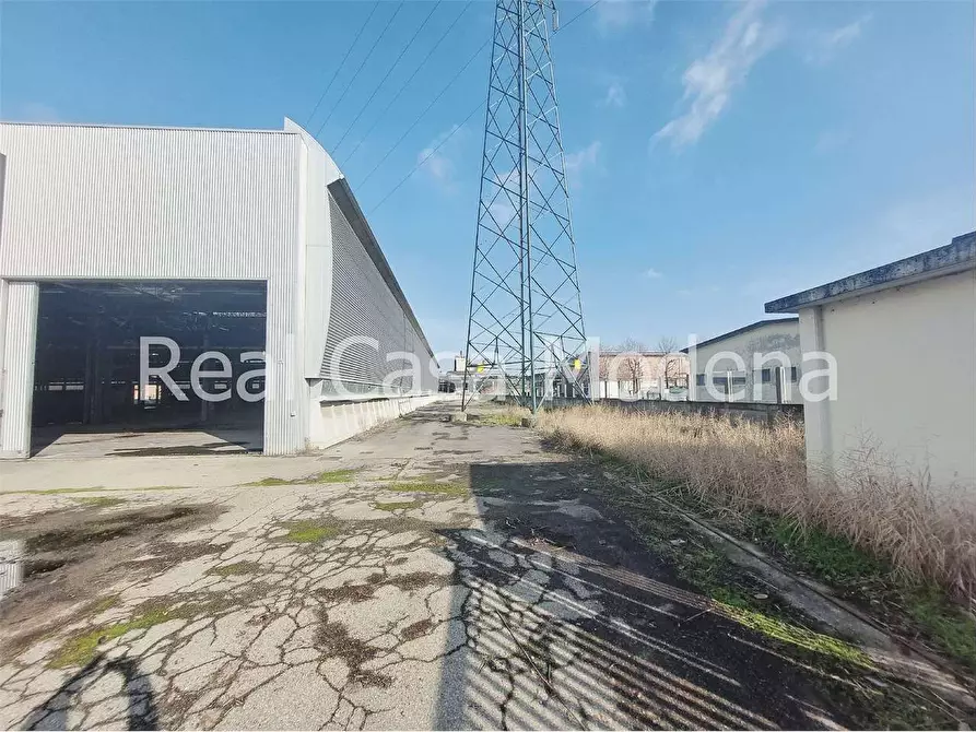 Immagine 12 di Capannone industriale in vendita  a Modena