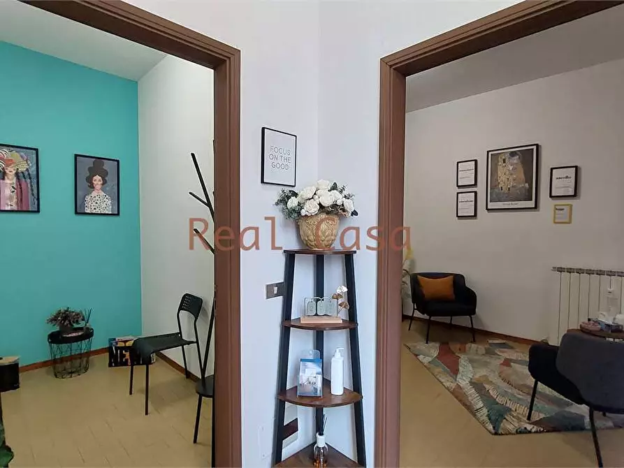 Immagine 10 di Ufficio in vendita  in Via Giardini 270 a Modena