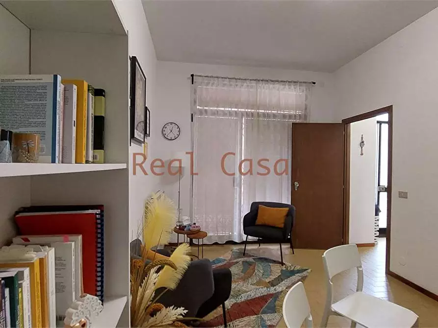 Immagine 15 di Ufficio in vendita  in Via Giardini 270 a Modena