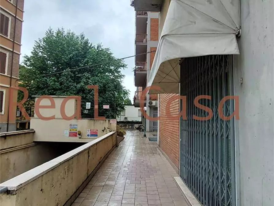 Immagine 21 di Ufficio in vendita  in Via Giardini 270 a Modena