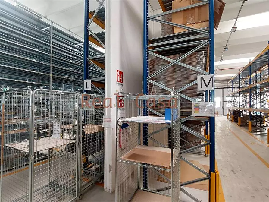 Immagine 20 di Capannone industriale in affitto  in Via Fucà a Modena