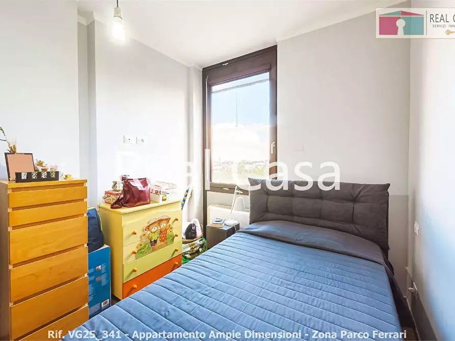 Immagine 22 di Quadrilocale in vendita  in Viale Corassori a Modena