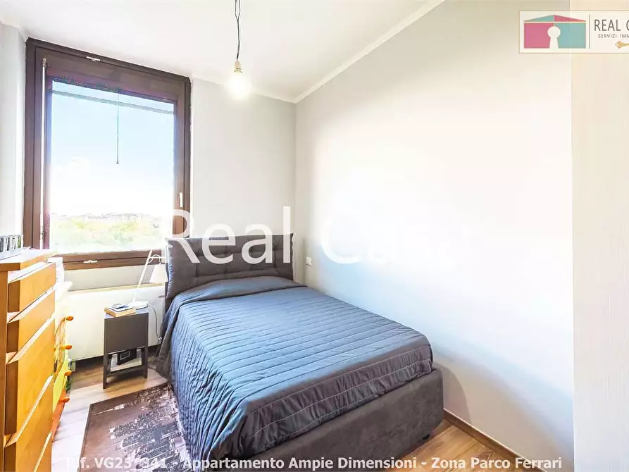 Immagine 23 di Quadrilocale in vendita  in Viale Corassori a Modena