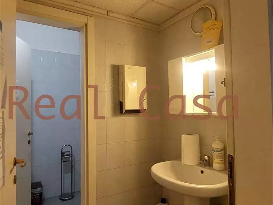 Immagine 8 di Ufficio in affitto  in Via Marianini a Modena