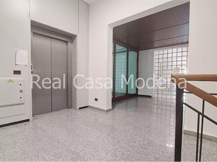 Immagine 27 di Ufficio in affitto  in Via Marianini a Modena