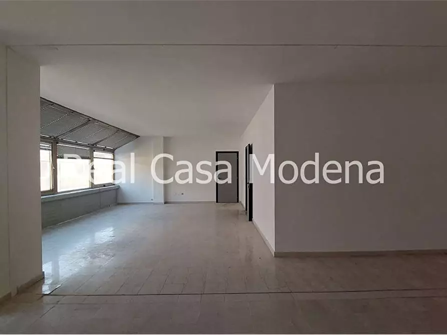 Immagine 6 di Ufficio in vendita  in Via Cagliostro a Modena