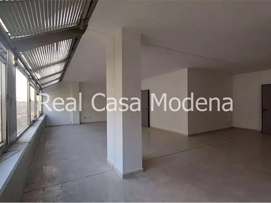 Immagine 7 di Ufficio in vendita  in Via Cagliostro a Modena