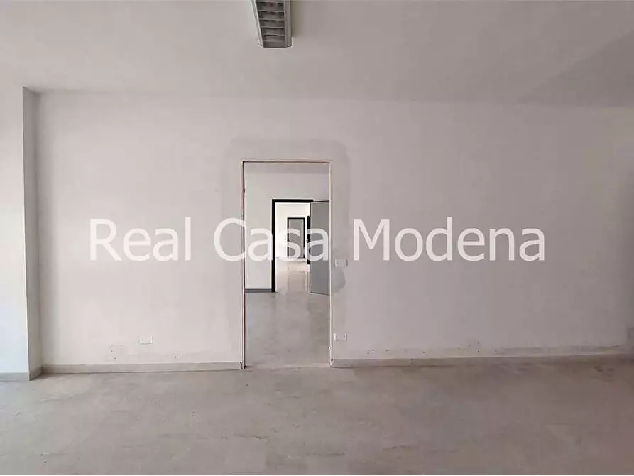 Immagine 9 di Ufficio in vendita  in Via Cagliostro a Modena