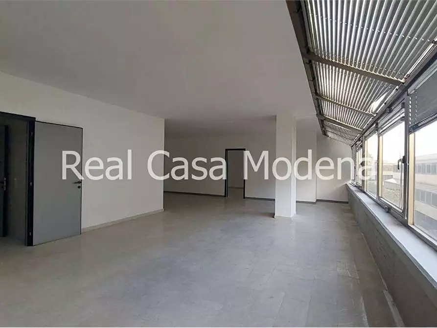 Immagine 13 di Ufficio in vendita  in Via Cagliostro a Modena