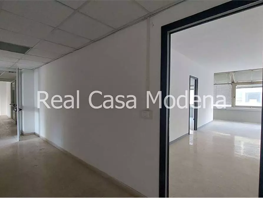Immagine 15 di Ufficio in vendita  in Via Cagliostro a Modena