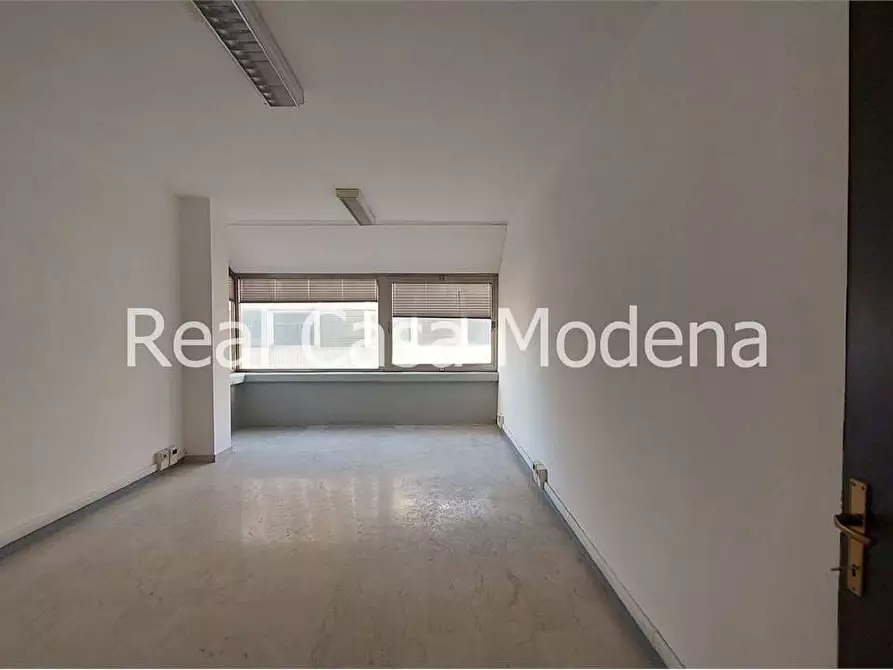 Immagine 18 di Ufficio in vendita  in Via Cagliostro a Modena